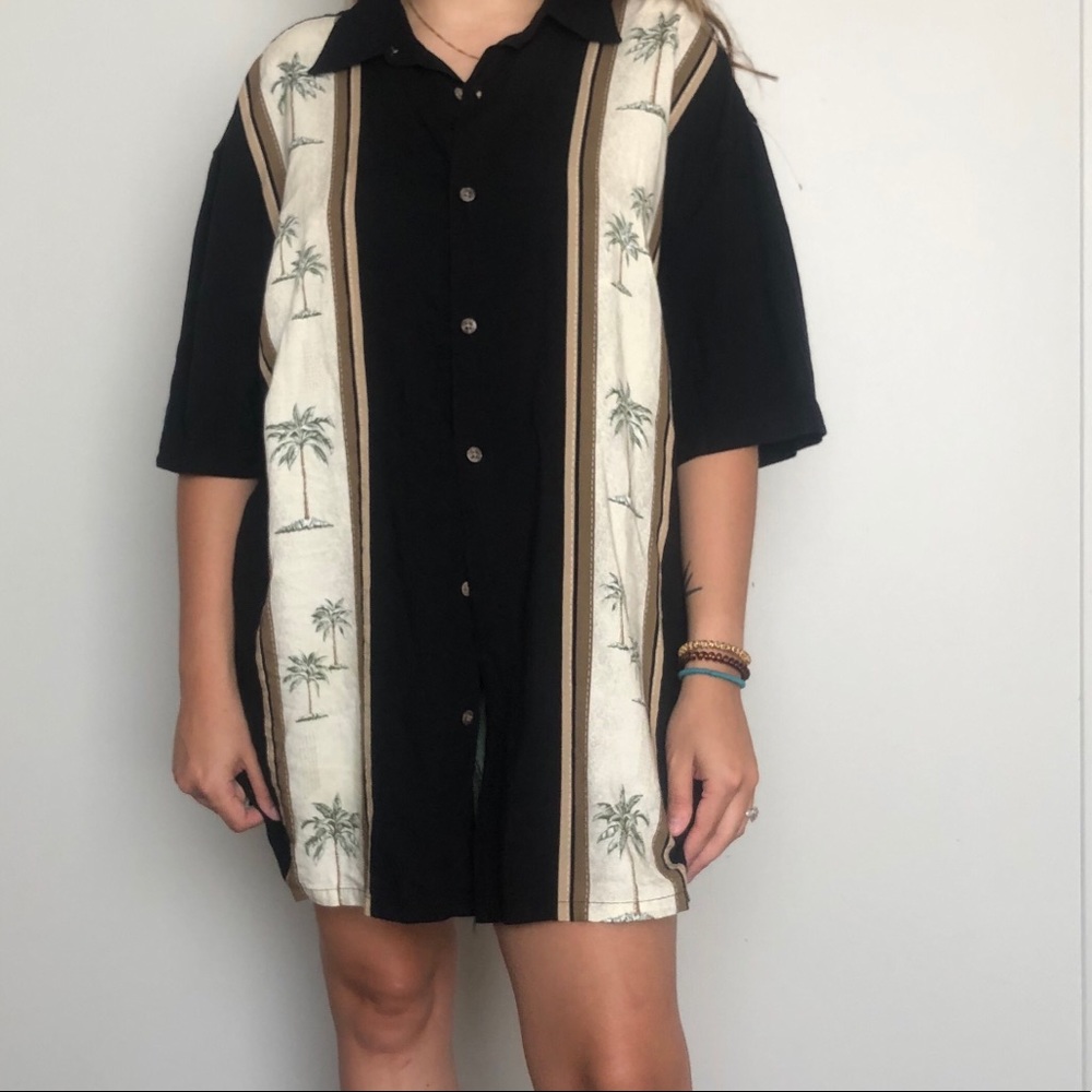 Palm Tree button down!! - Picture 4 of 4